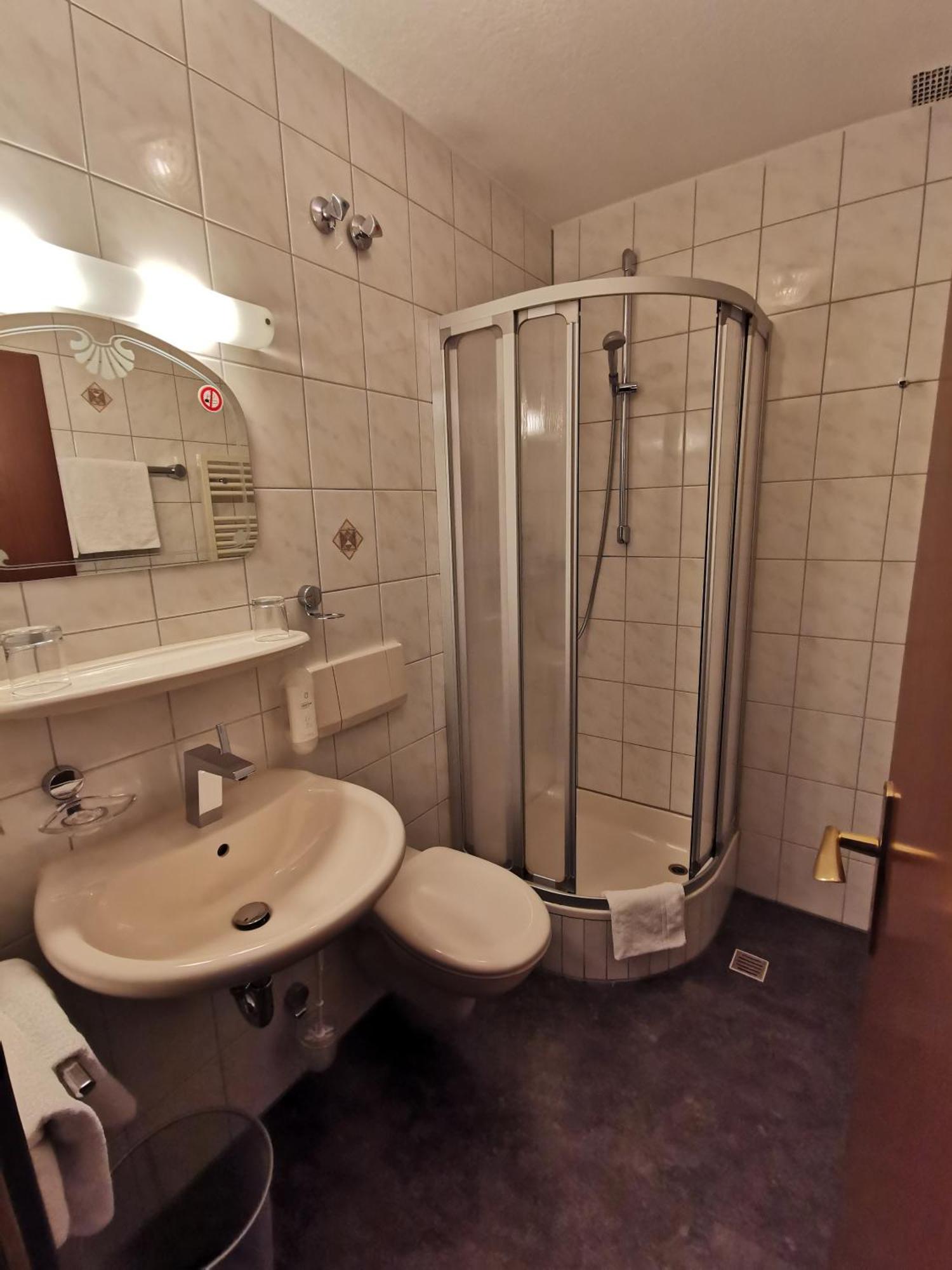 Landgasthof Scheubel Gremsdorf Extérieur photo