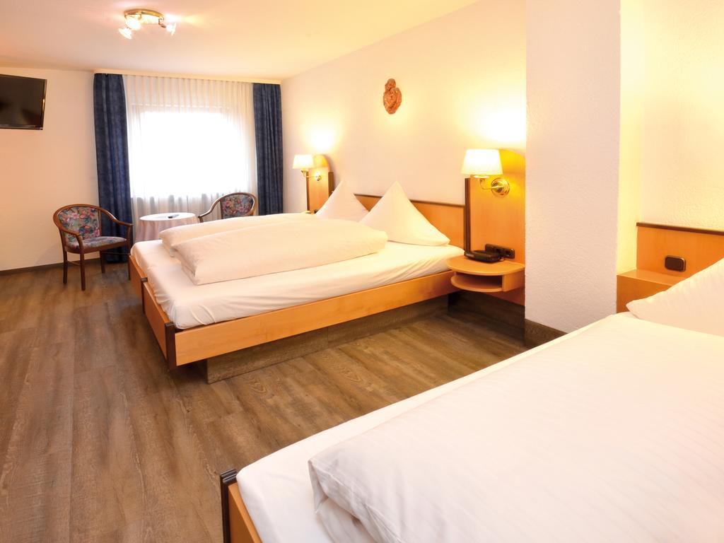 Landgasthof Scheubel Gremsdorf Extérieur photo