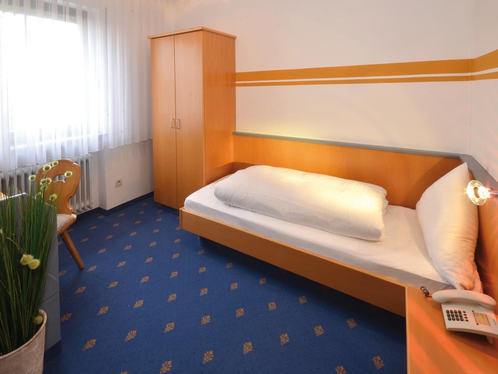 Landgasthof Scheubel Gremsdorf Extérieur photo